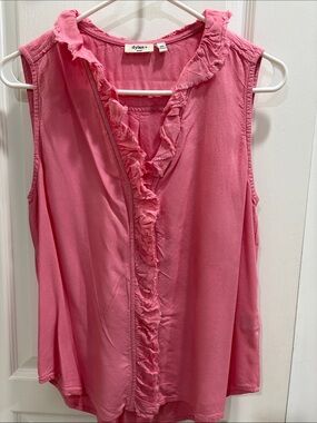 Dylan pink ruffle V-neck sleeveless  tank.